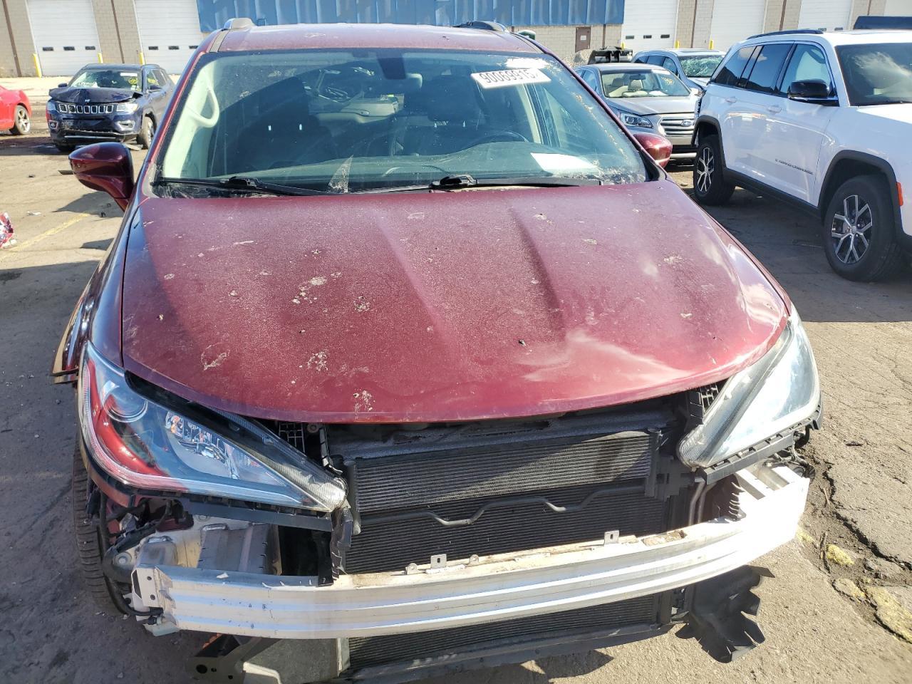 2019 Chrysler Pacifica Touring L - Фото 5