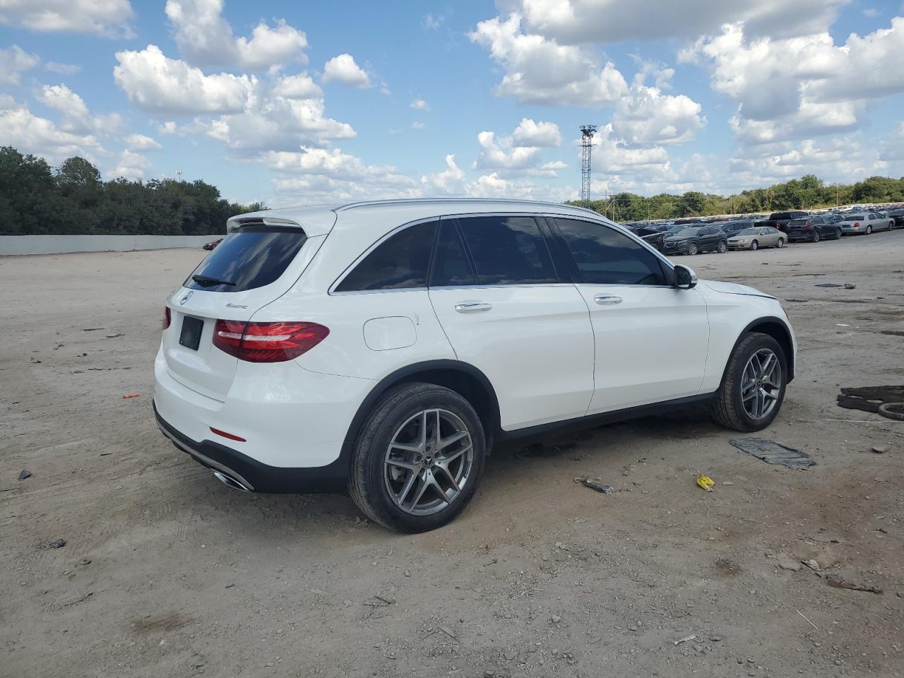 2018 Mercedes-Benz Glc 300 4Matic - Фото 3