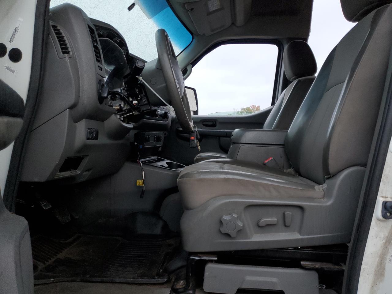2013 Nissan Nv 2500 - Фото 7