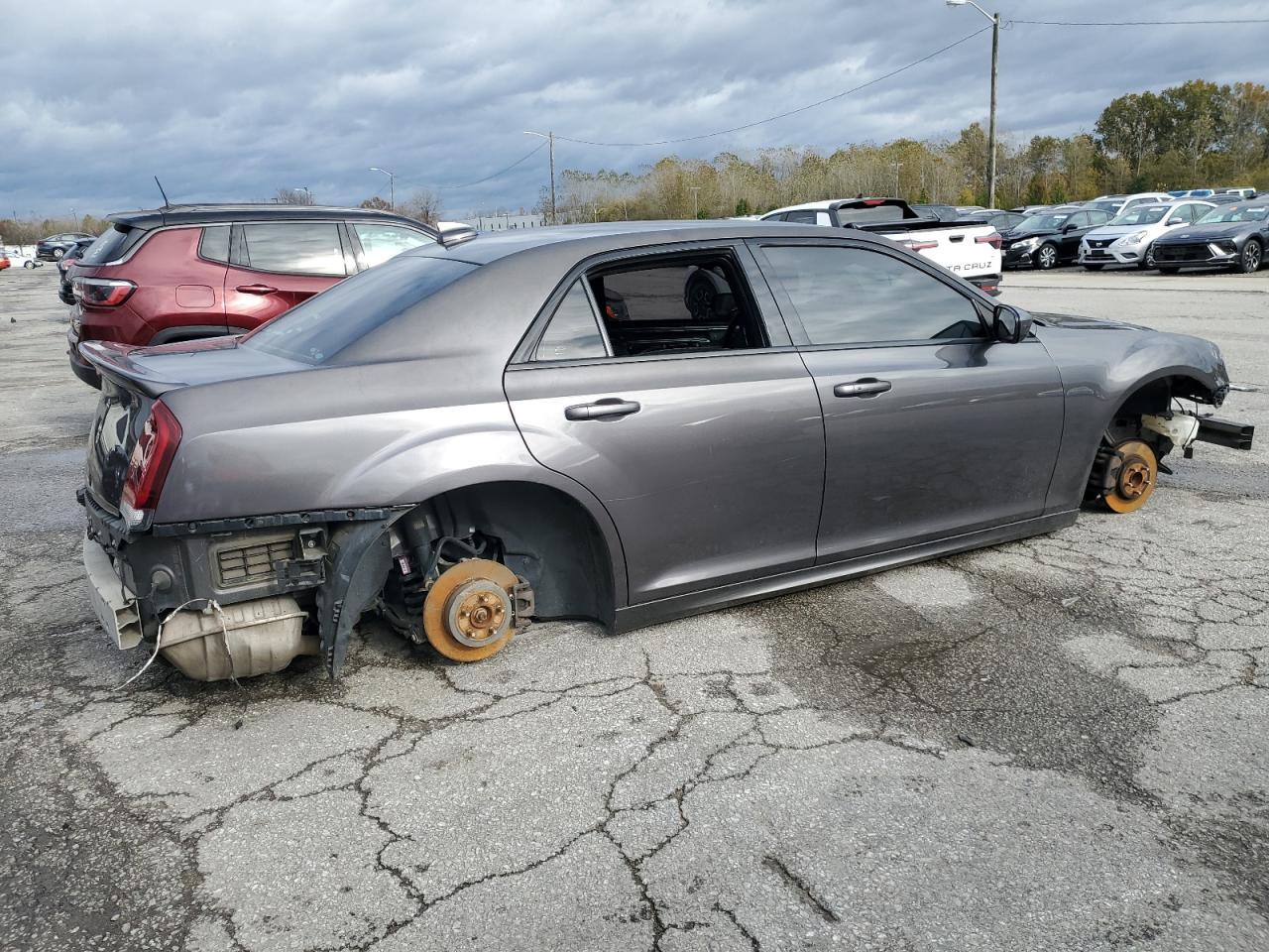 2017 Chrysler 300 S - Фото 3