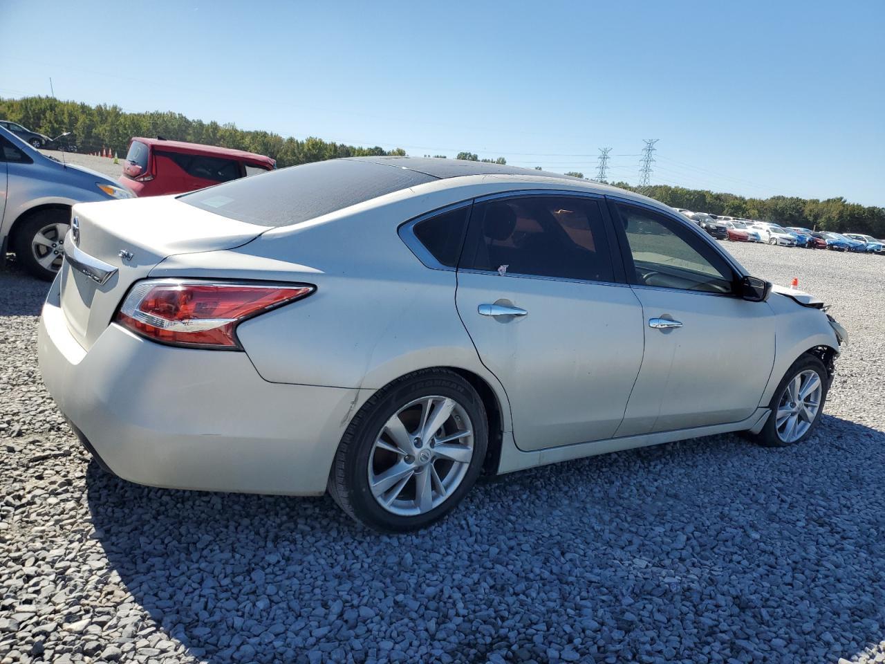 2015 Nissan Altima 2.5 - Фото 3