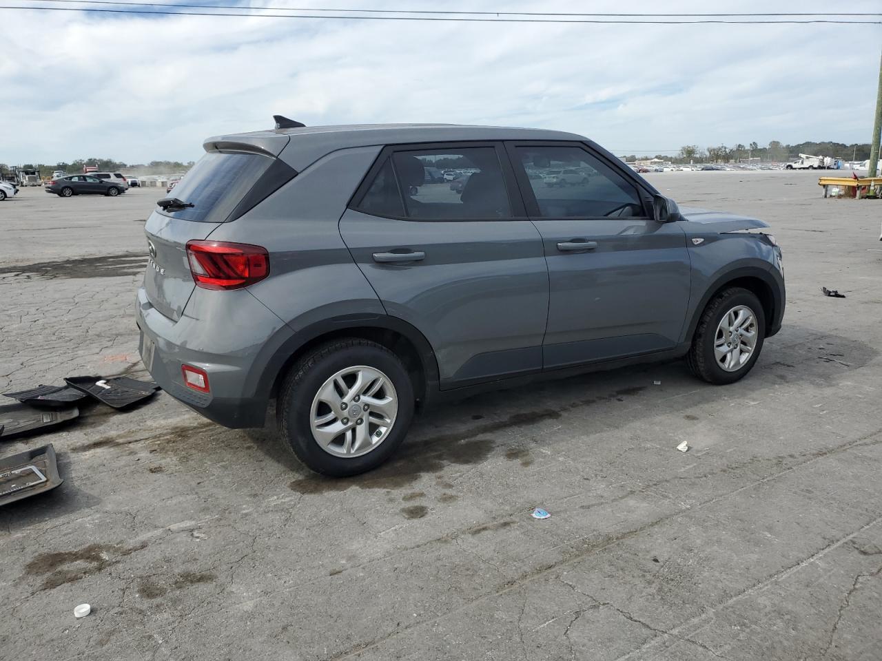 2022 Hyundai Venue Se - Фото 3