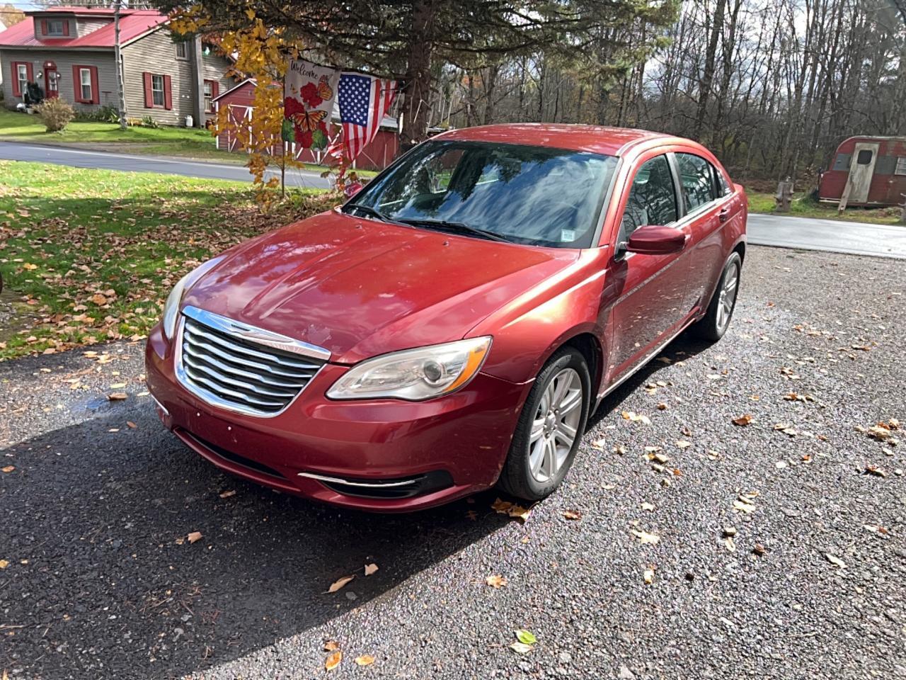 2012 Chrysler 200 Touring - Фото 2