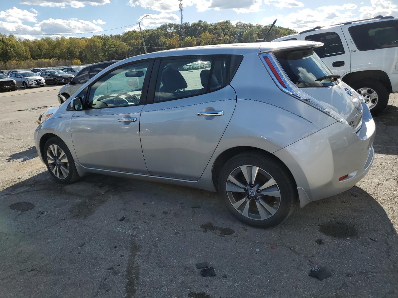 2013 Nissan Leaf S - Фото 2