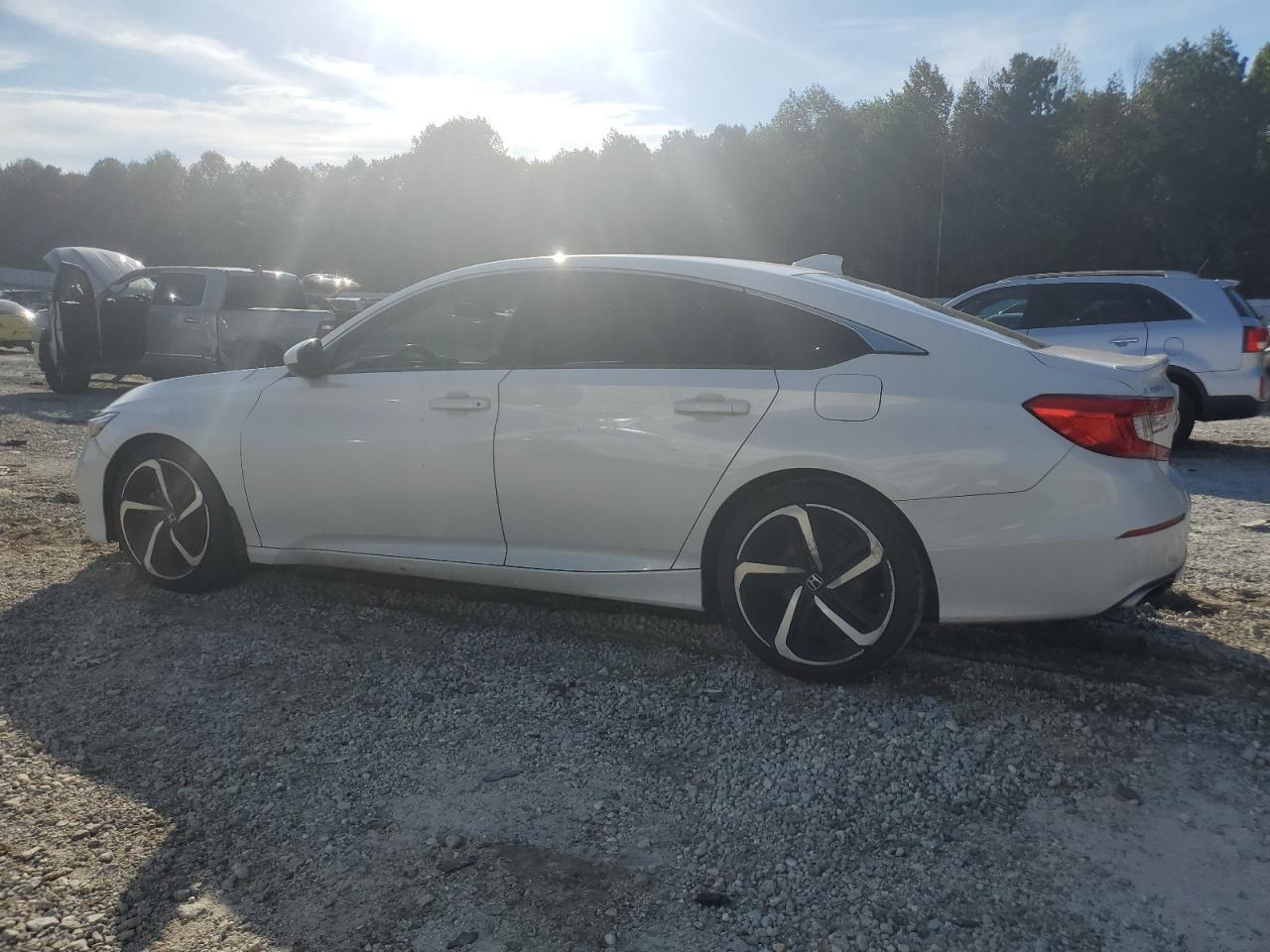2018 Honda Accord Sport - Фото 2
