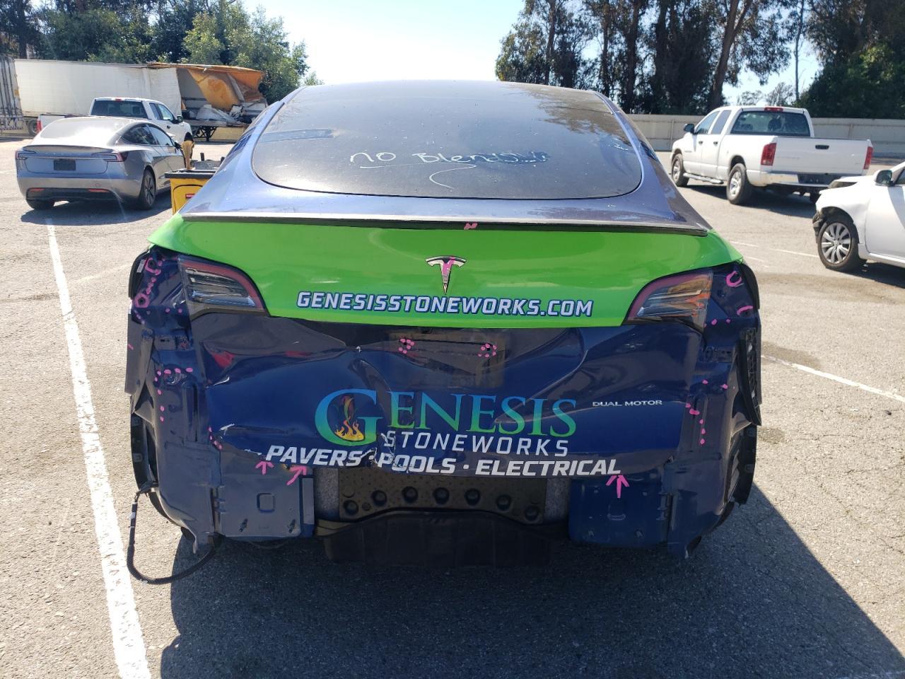 2023 Tesla Model Y - Фото 6