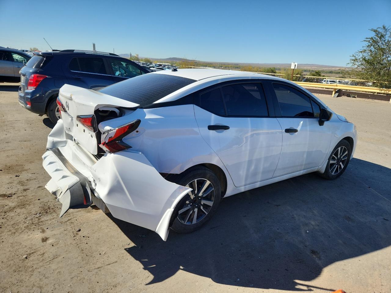 2024 Nissan Versa S - Фото 3