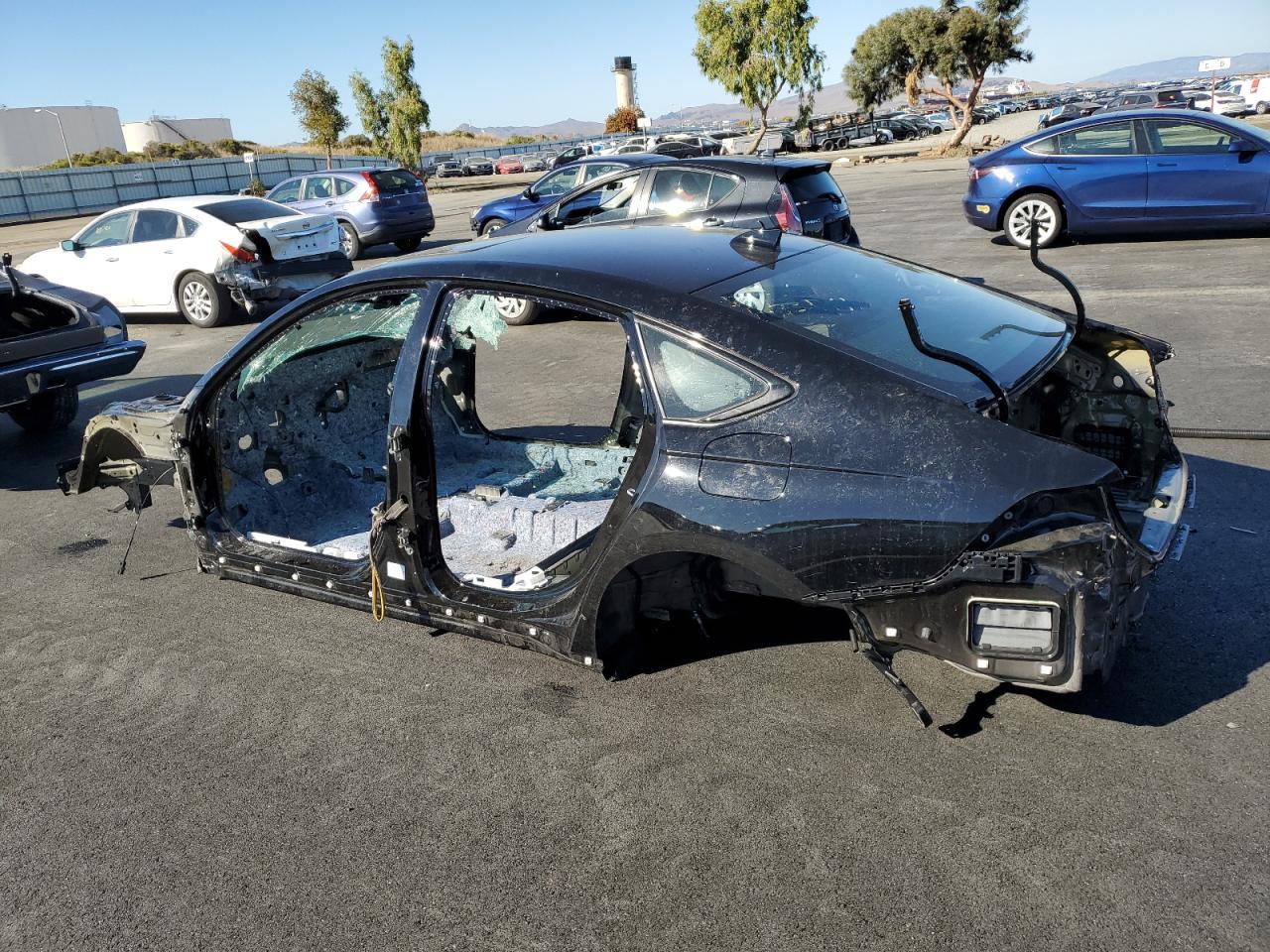 2024 Honda Accord Hybrid Sport-L - Image 2