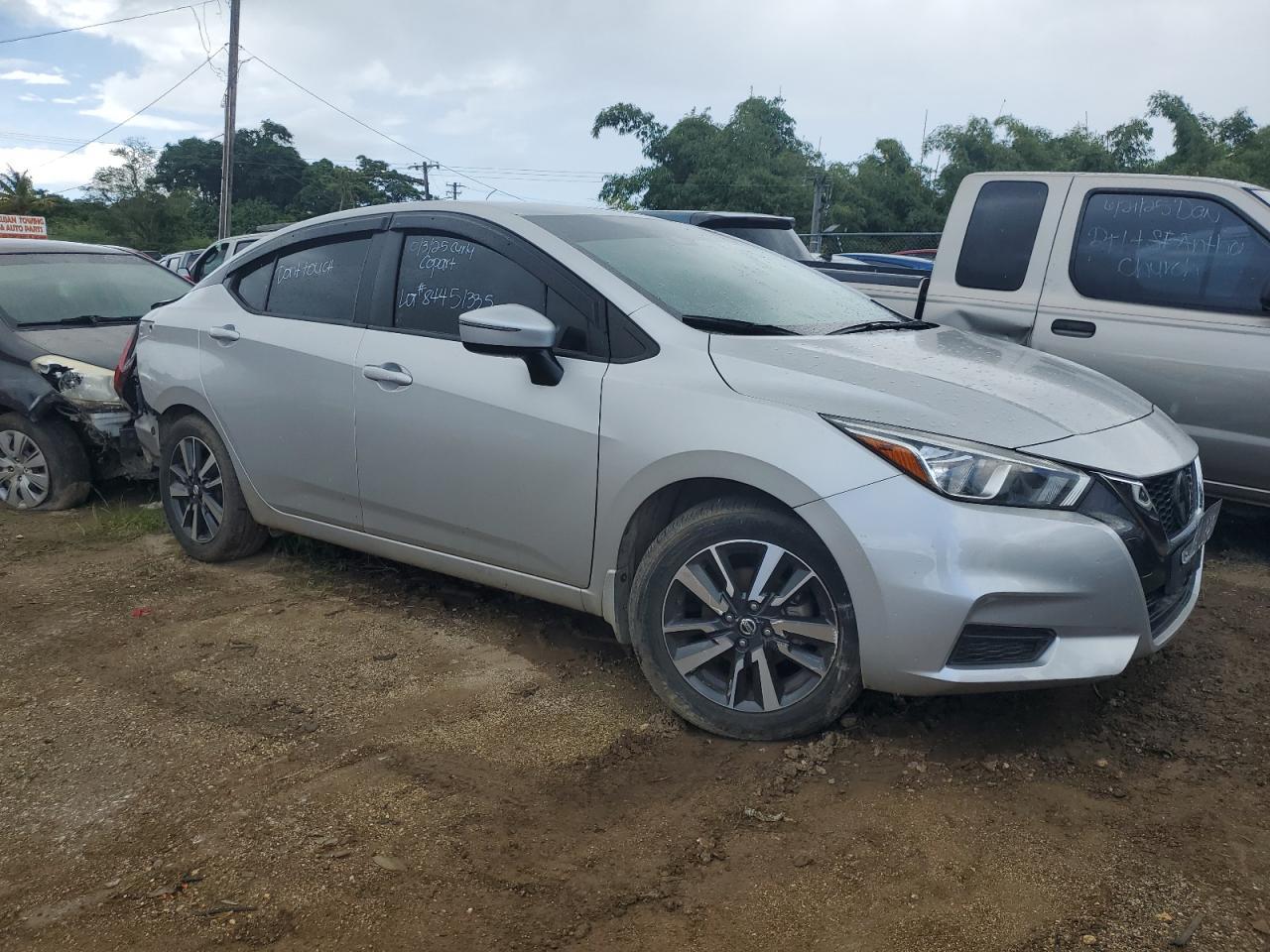 2021 Nissan Versa Sv - Image 4