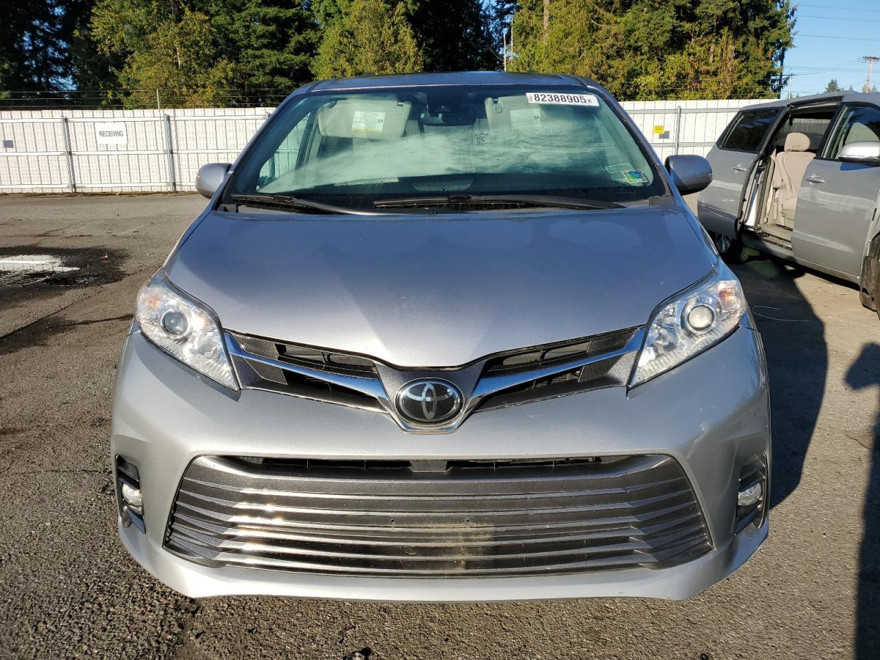 2018 Toyota Sienna Xle - Фото 5