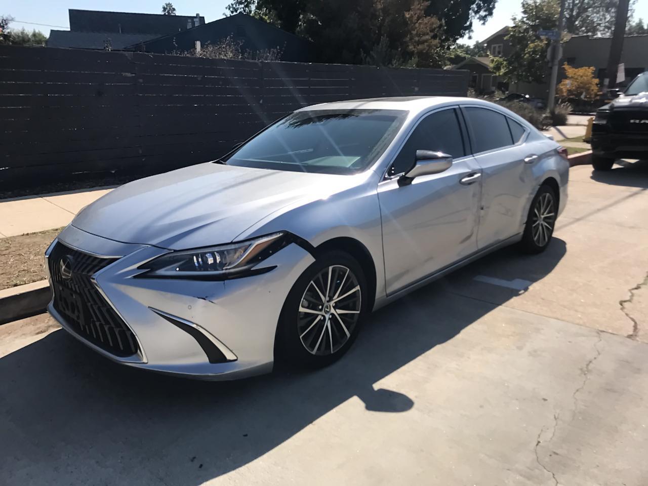 2023 Lexus Es 300H Base - Image 2