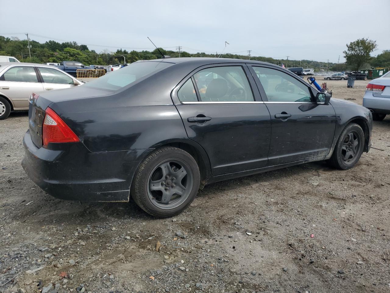 2011 Ford Fusion Se - Фото 3