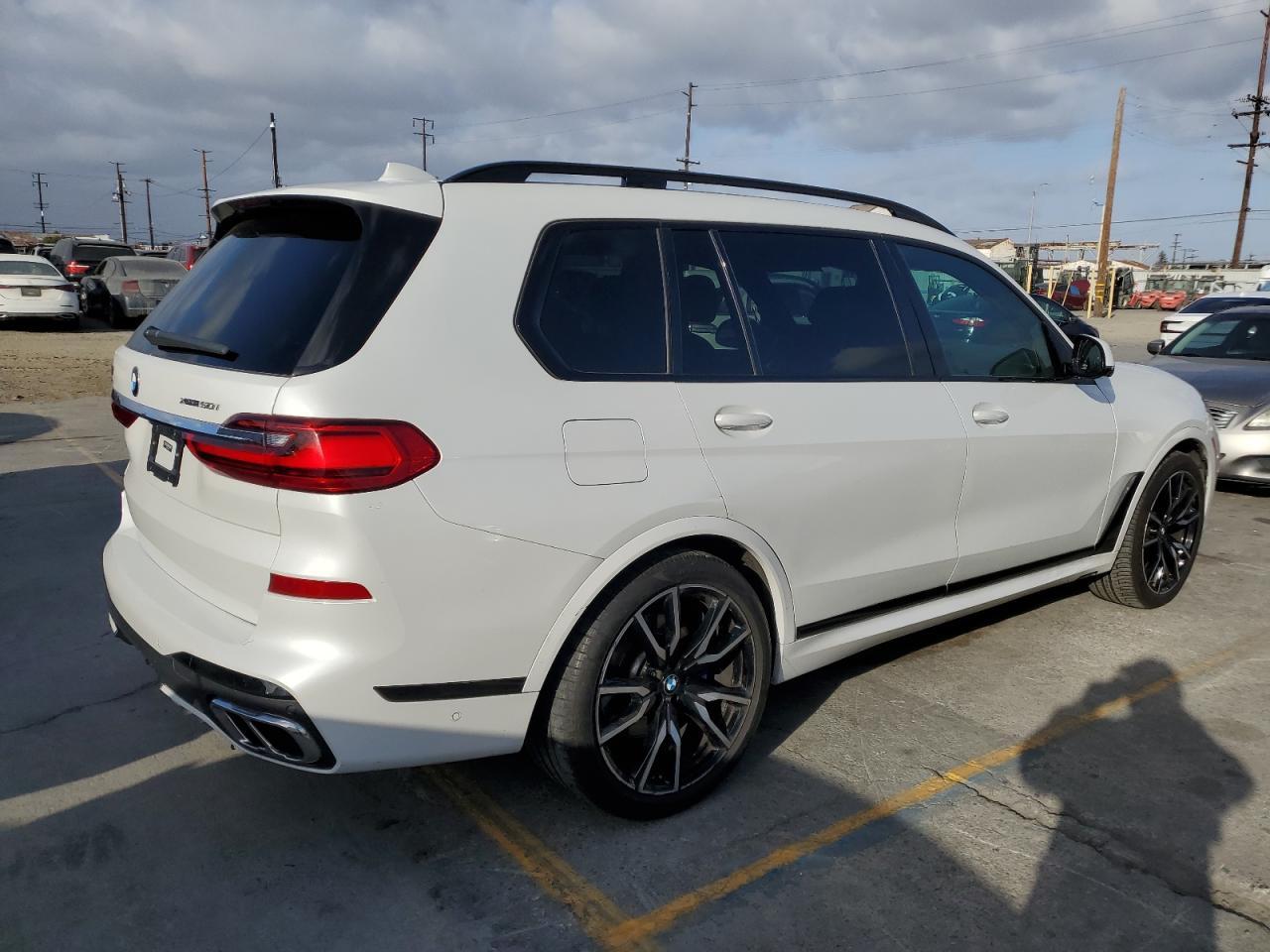 2019 BMW X7 xDrive50I - Фото 3
