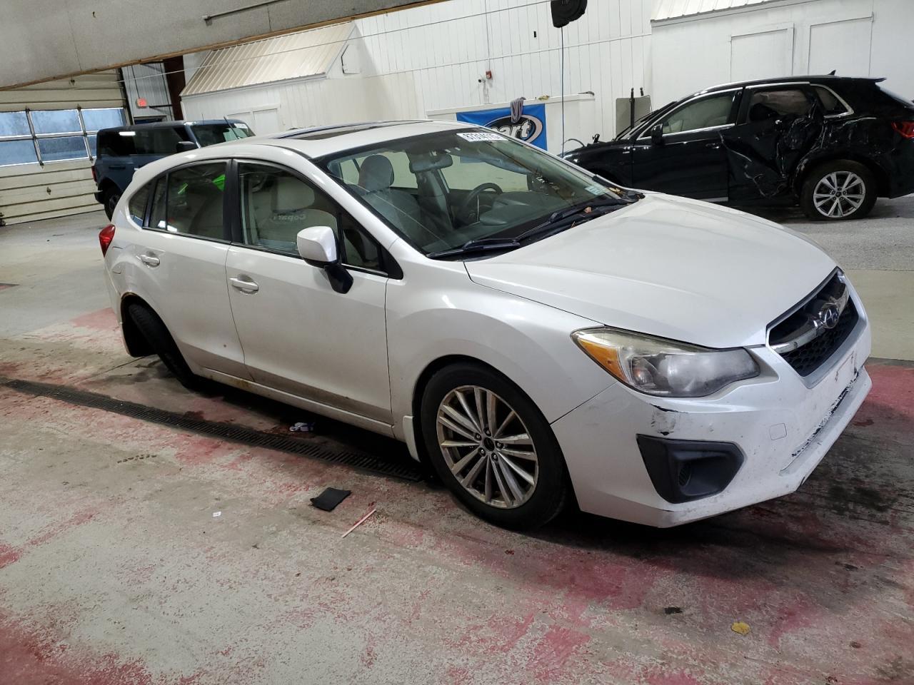 2014 Subaru Impreza Premium - Image 4