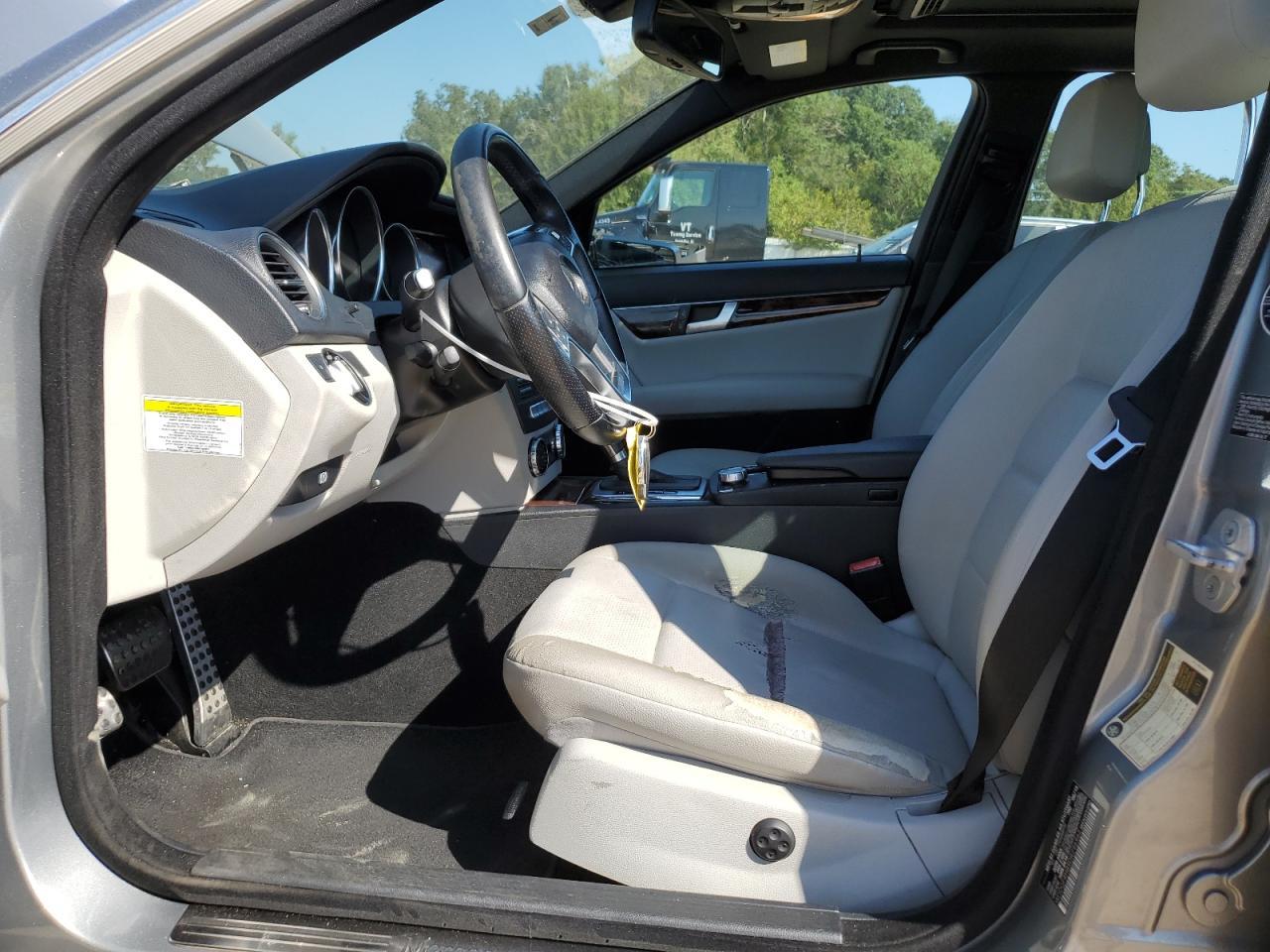 2013 Mercedes-Benz C 250 - Фото 7