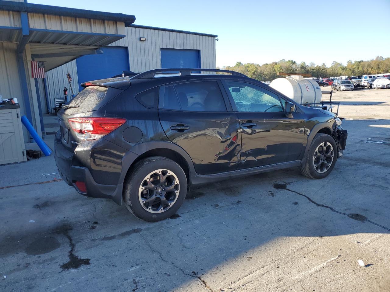 2021 Subaru Crosstrek Premium - Image 3