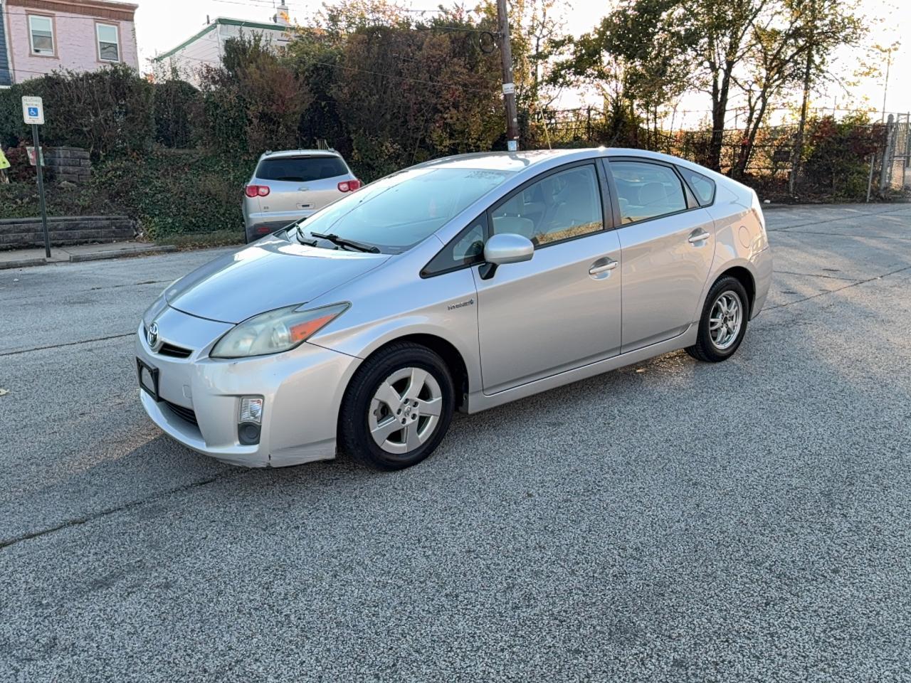 2010 Toyota Prius - Фото 2