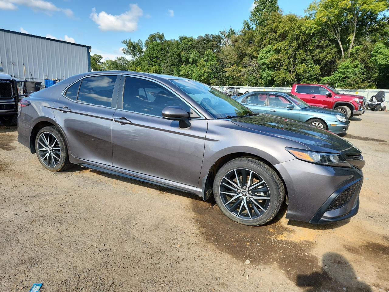 2021 Toyota Camry Se - Фото 4