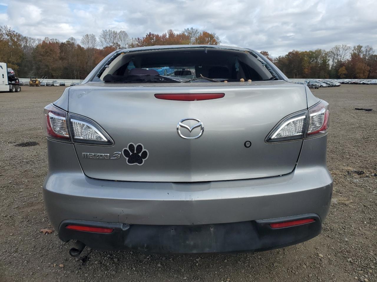 2011 Mazda 3 I - Image 6