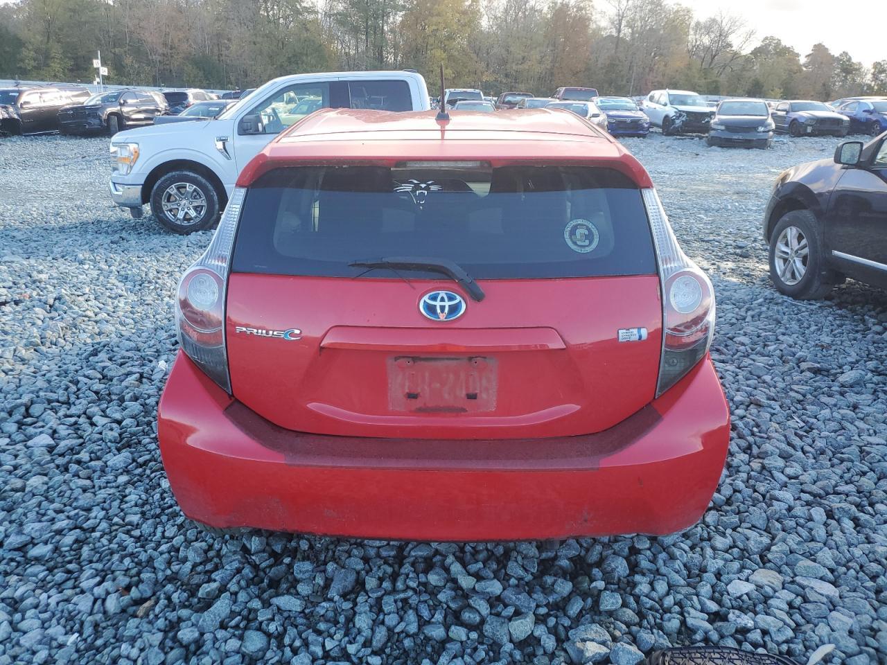 2012 Toyota Prius C - Image 6