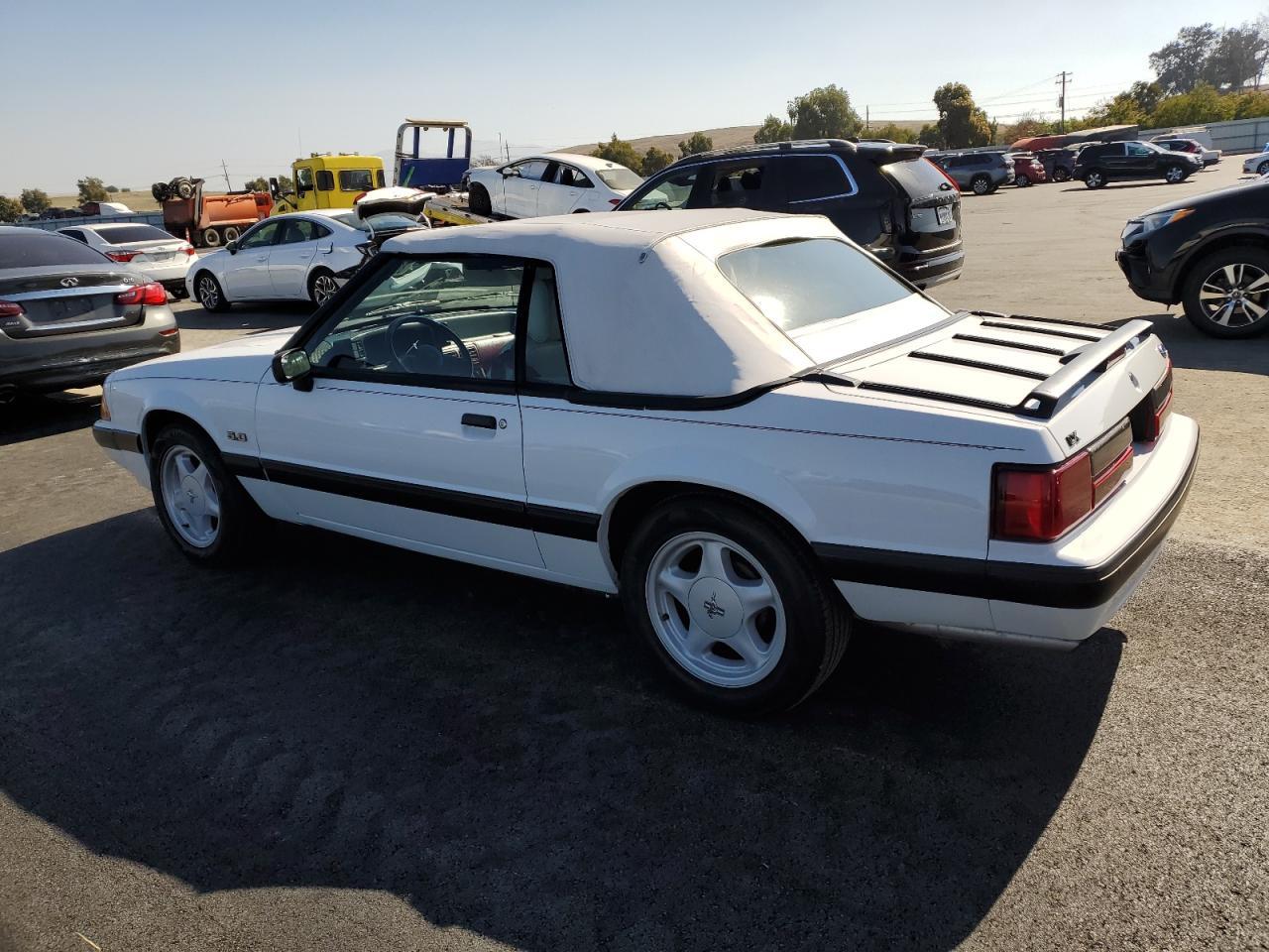 1989 Ford Mustang Lx - Фото 2