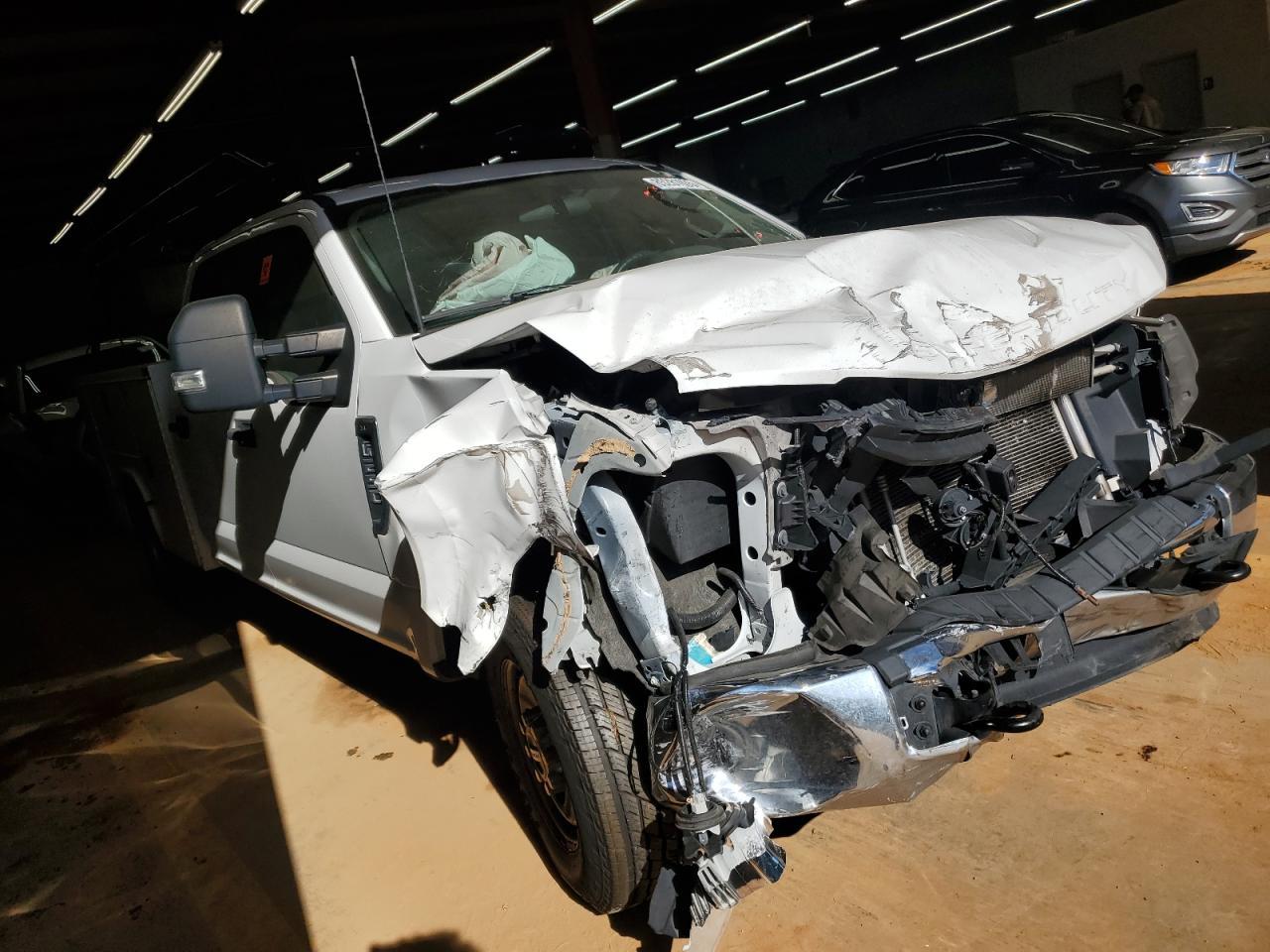 2022 Ford F250 Super Duty - Фото 4