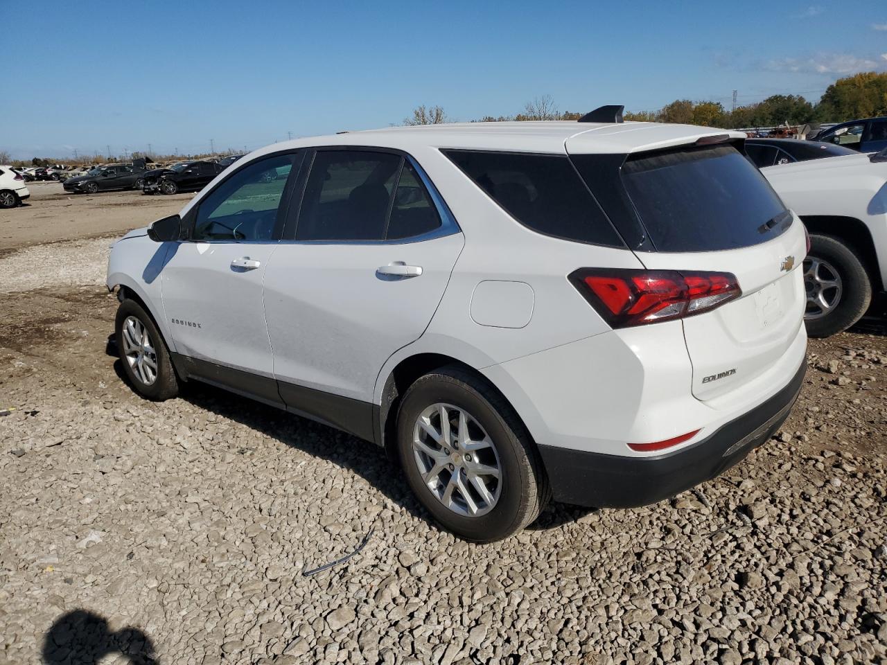 2022 Chevrolet Equinox Lt - Фото 2