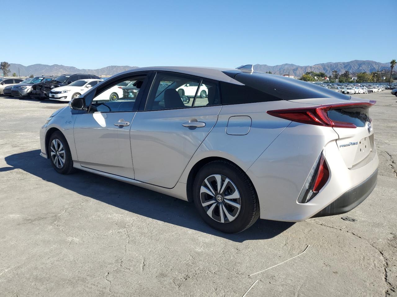 2019 Toyota Prius Prime - Фото 2