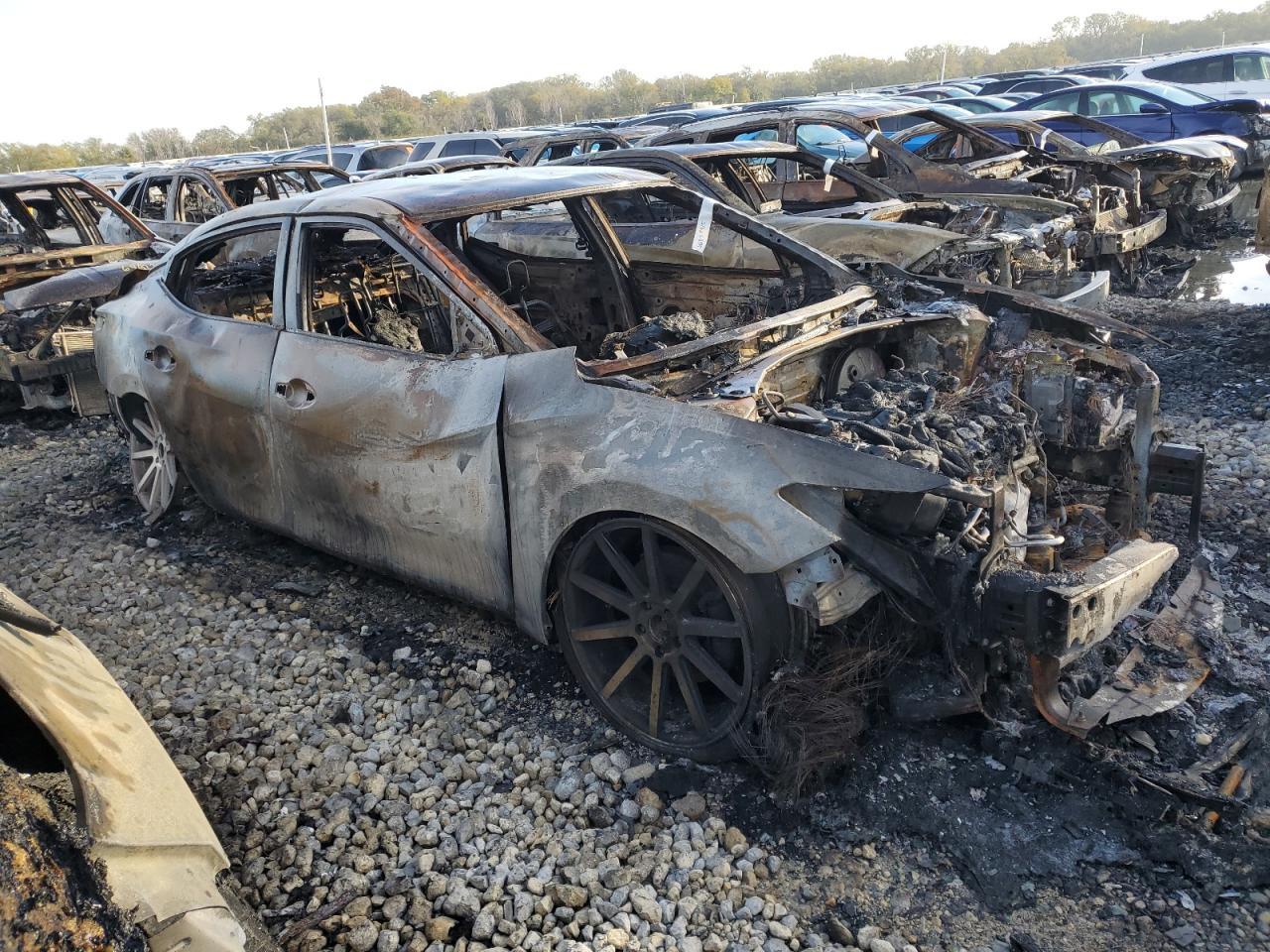 2019 Nissan Maxima S - Image 4