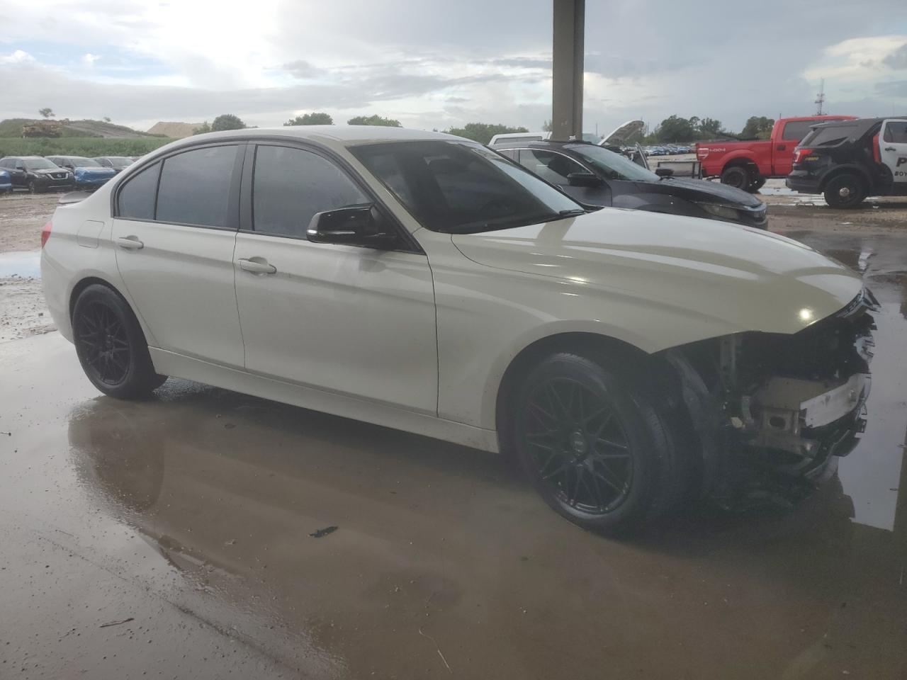 2017 BMW 320 I - Фото 4