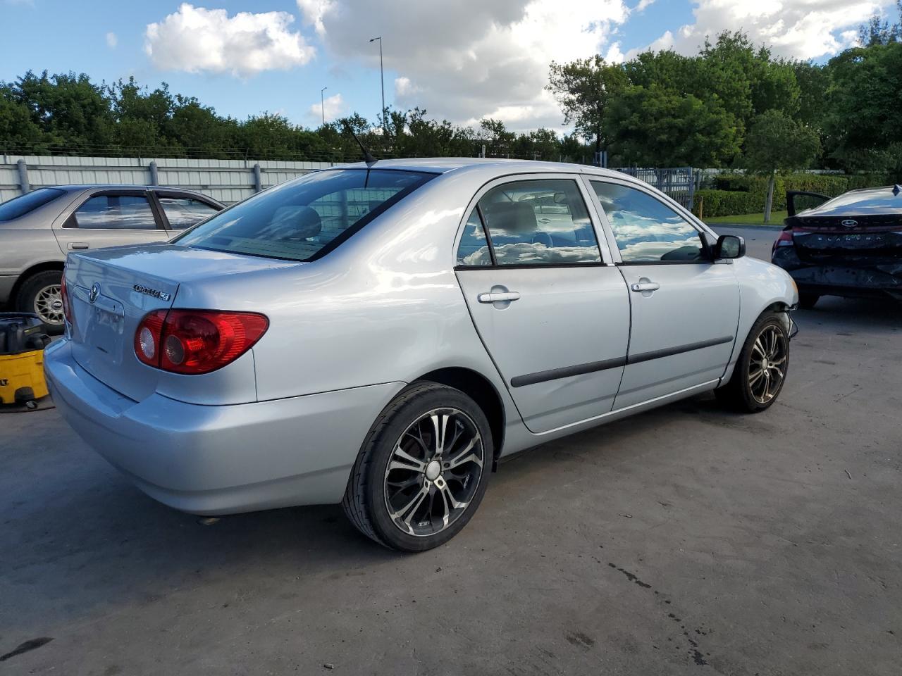 2007 Toyota Corolla Ce - Фото 3