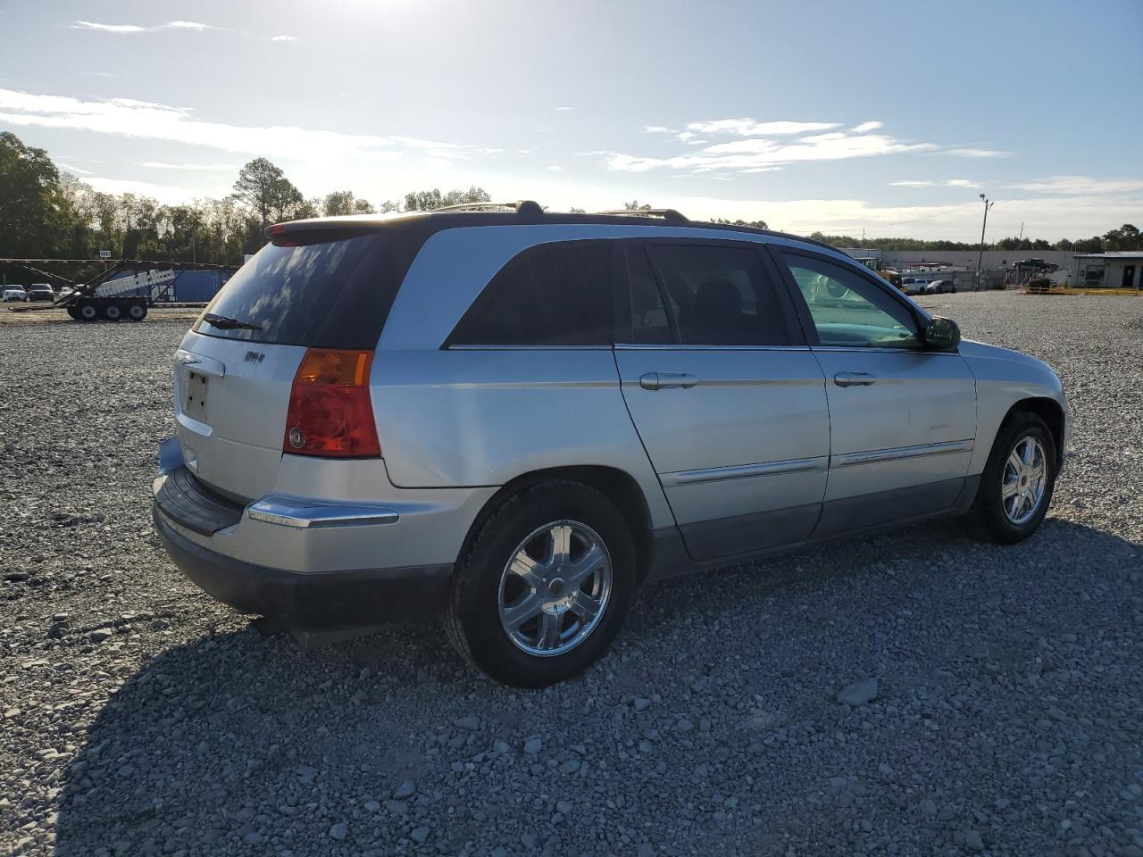 2004 Chrysler Pacifica - Фото 3