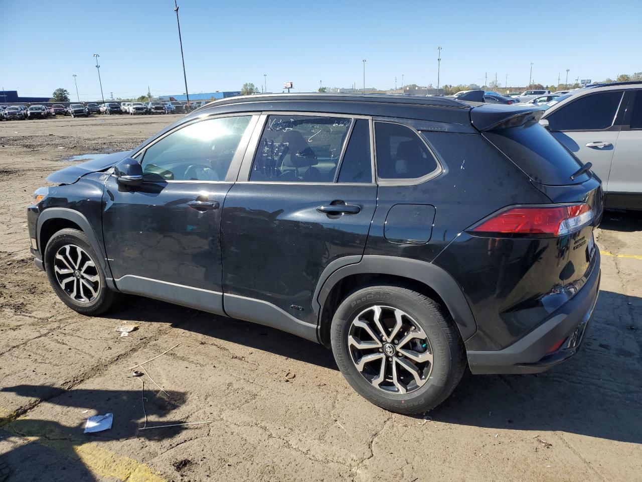 2023 Toyota Corolla Cross Le - Фото 2