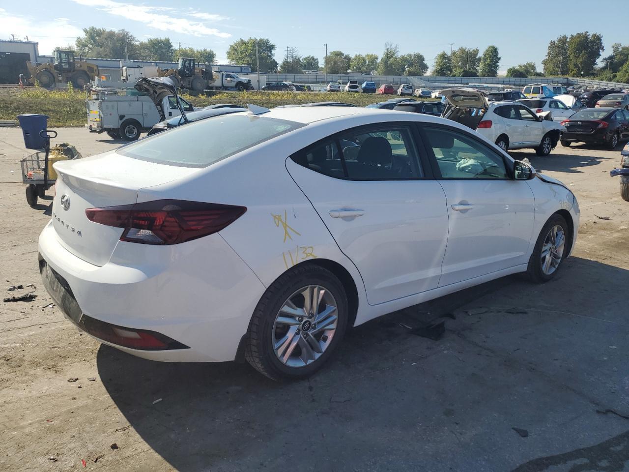 2020 Hyundai Elantra Sel - Фото 3