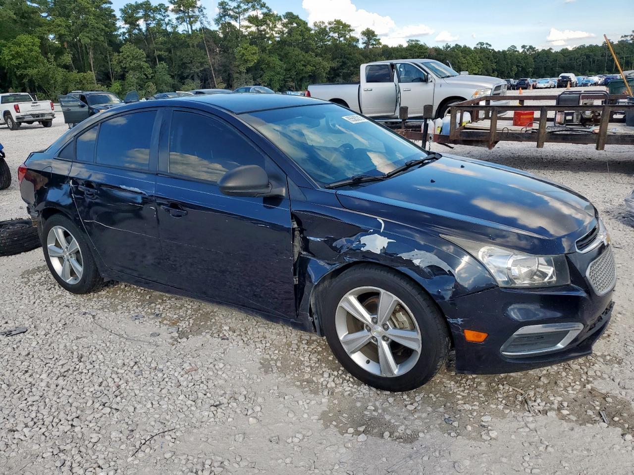 2015 Chevrolet Cruze Ls - Фото 4