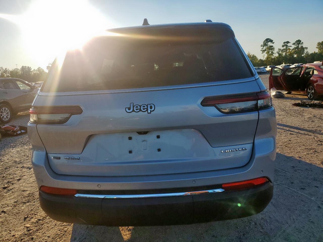 2022 Jeep Grand Cherokee L Limited - Image 6