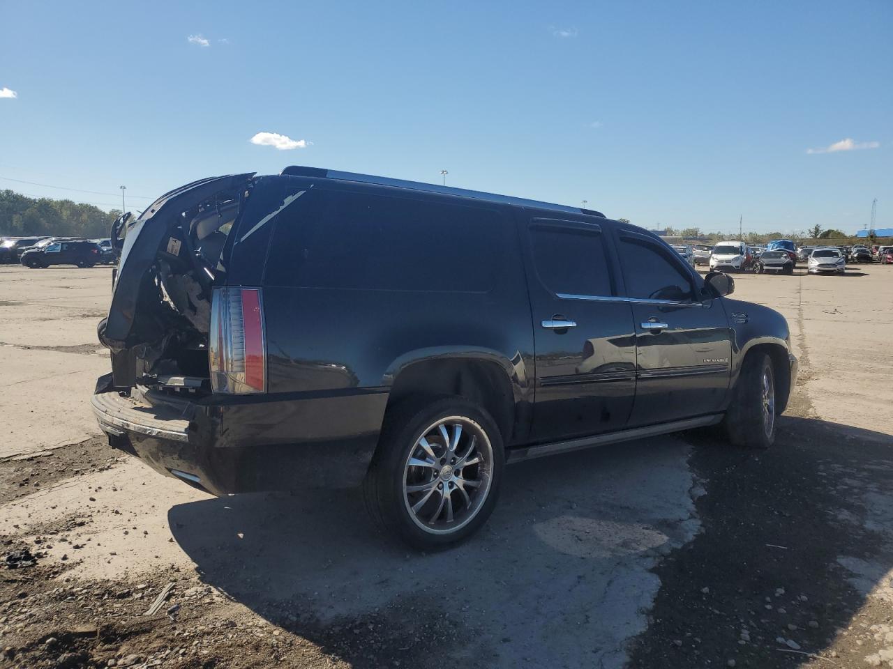 2014 Cadillac Escalade Esv Premium - Фото 3