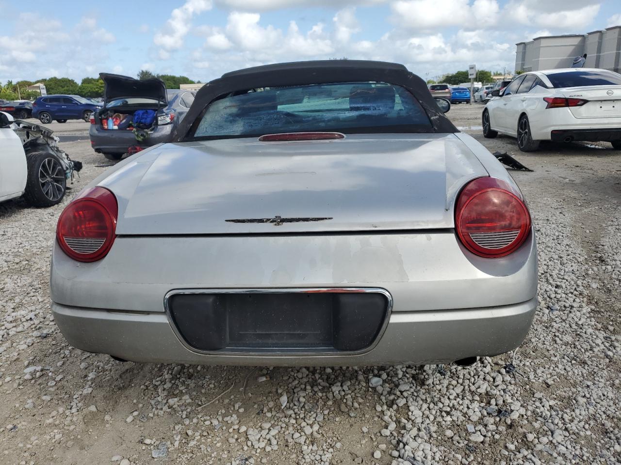 2005 Ford Thunderbird - Фото 6