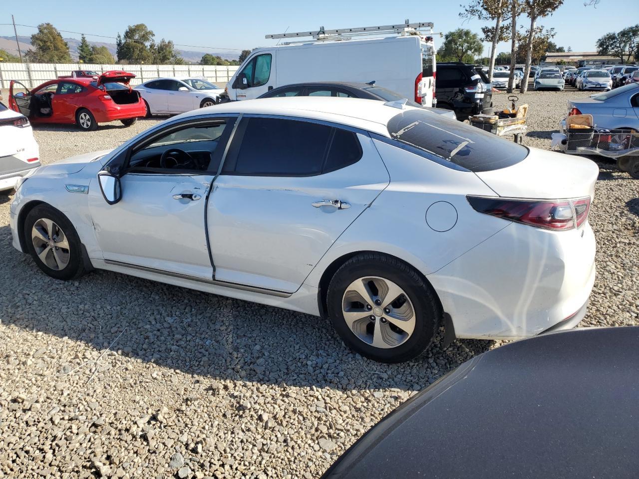 2016 Kia Optima Hybrid - Фото 2