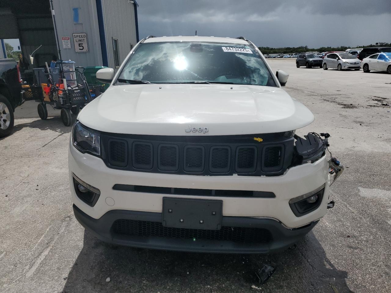2021 Jeep Compass Latitude - Image 5