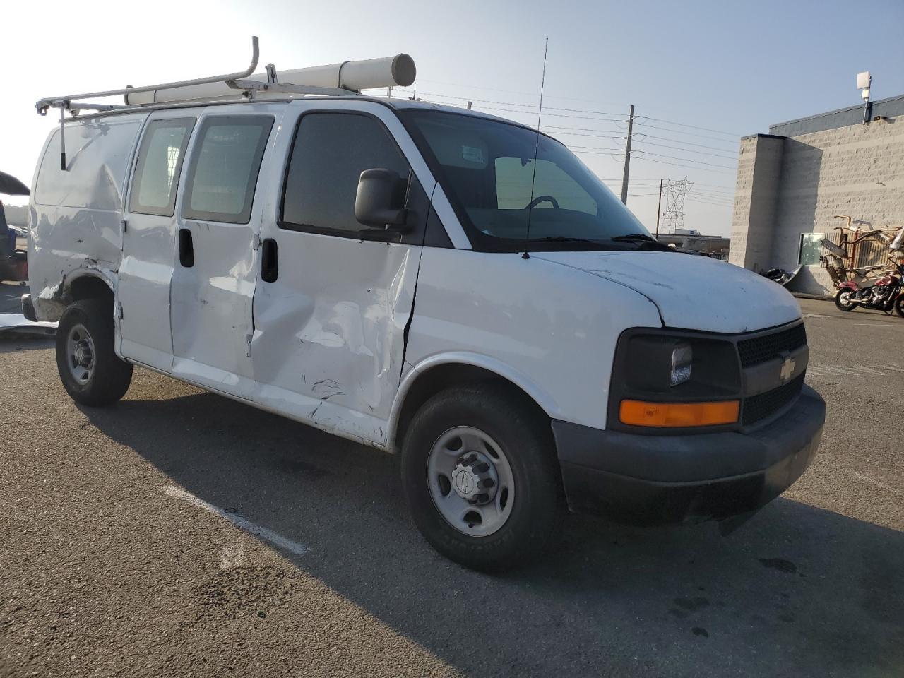 2007 Chevrolet Express 2500 Delivery Van - Фото 4