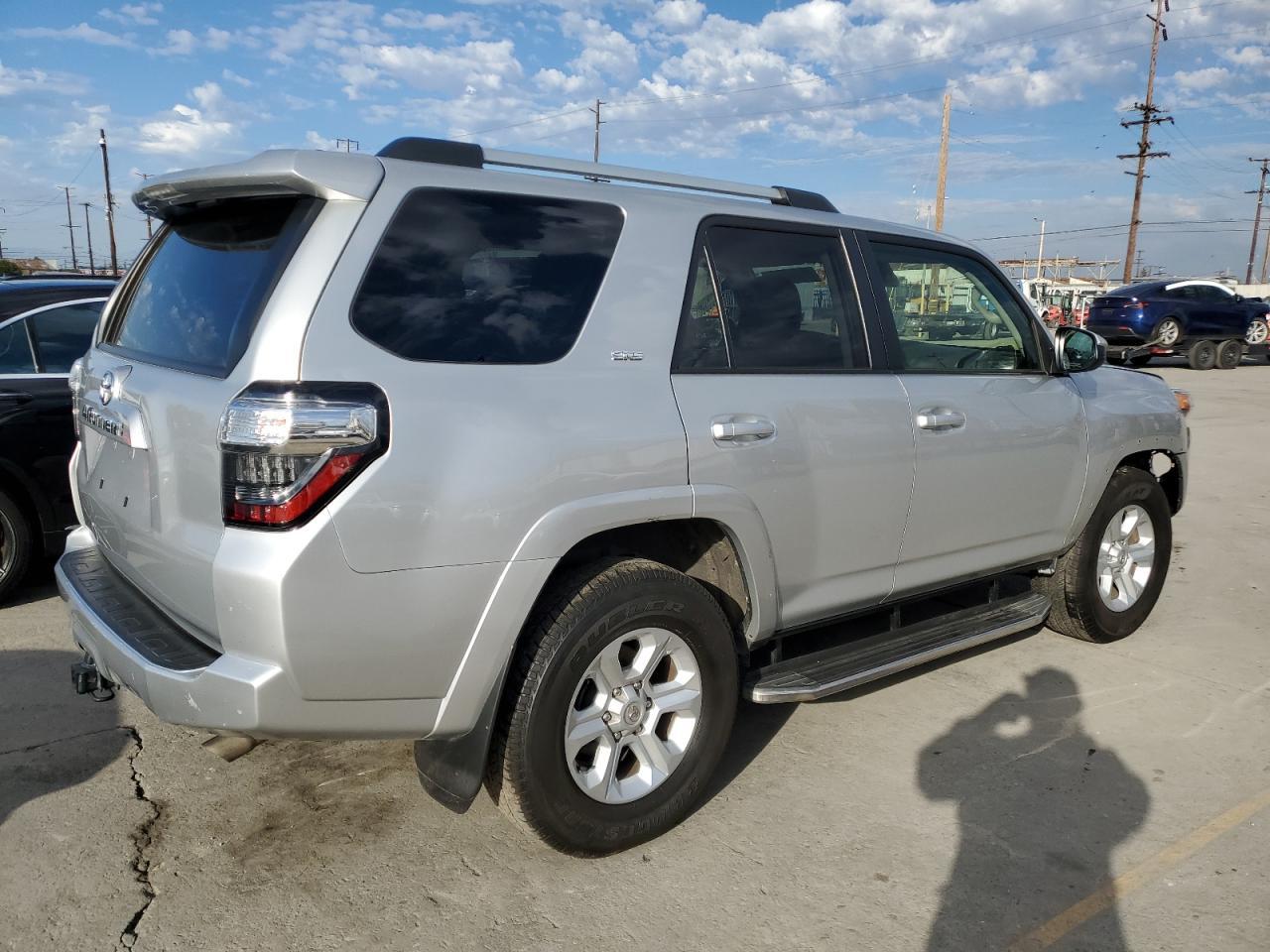 2023 Toyota 4Runner Sr5 - Фото 3