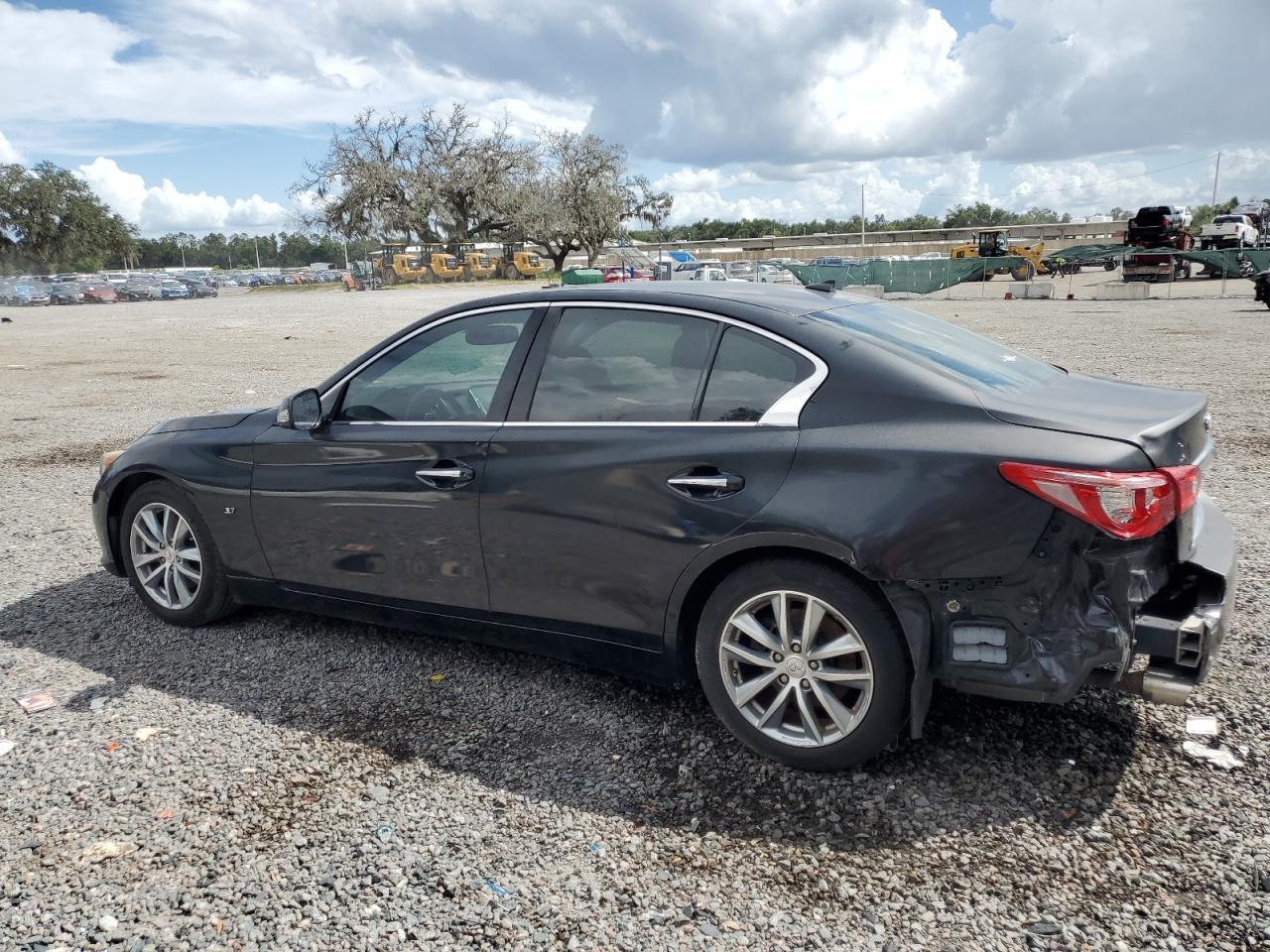 2015 Infiniti Q50 Base - Фото 2