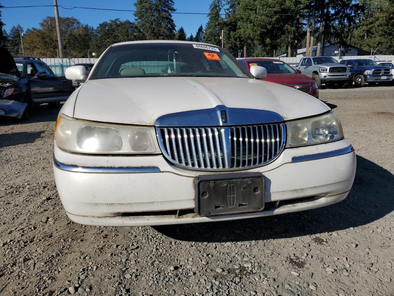 2001 Lincoln Town Car Cartier - Image 5