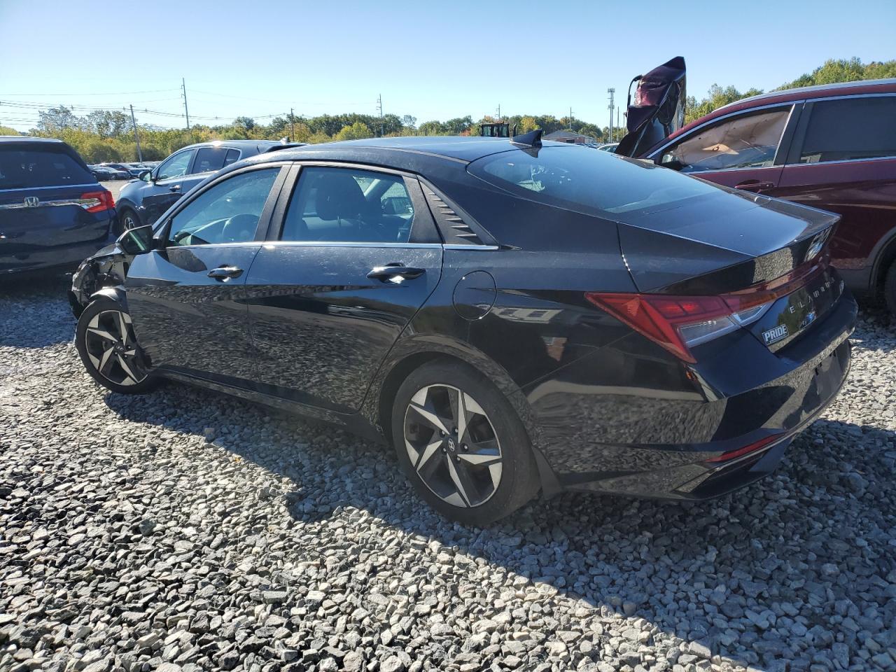 2023 Hyundai Elantra Limited - Фото 2