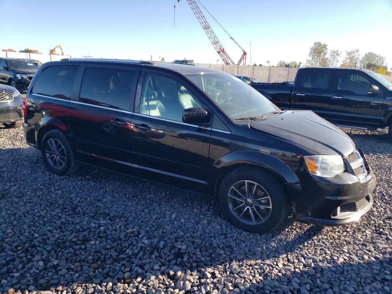 2017 Dodge Grand Caravan - Фото 4