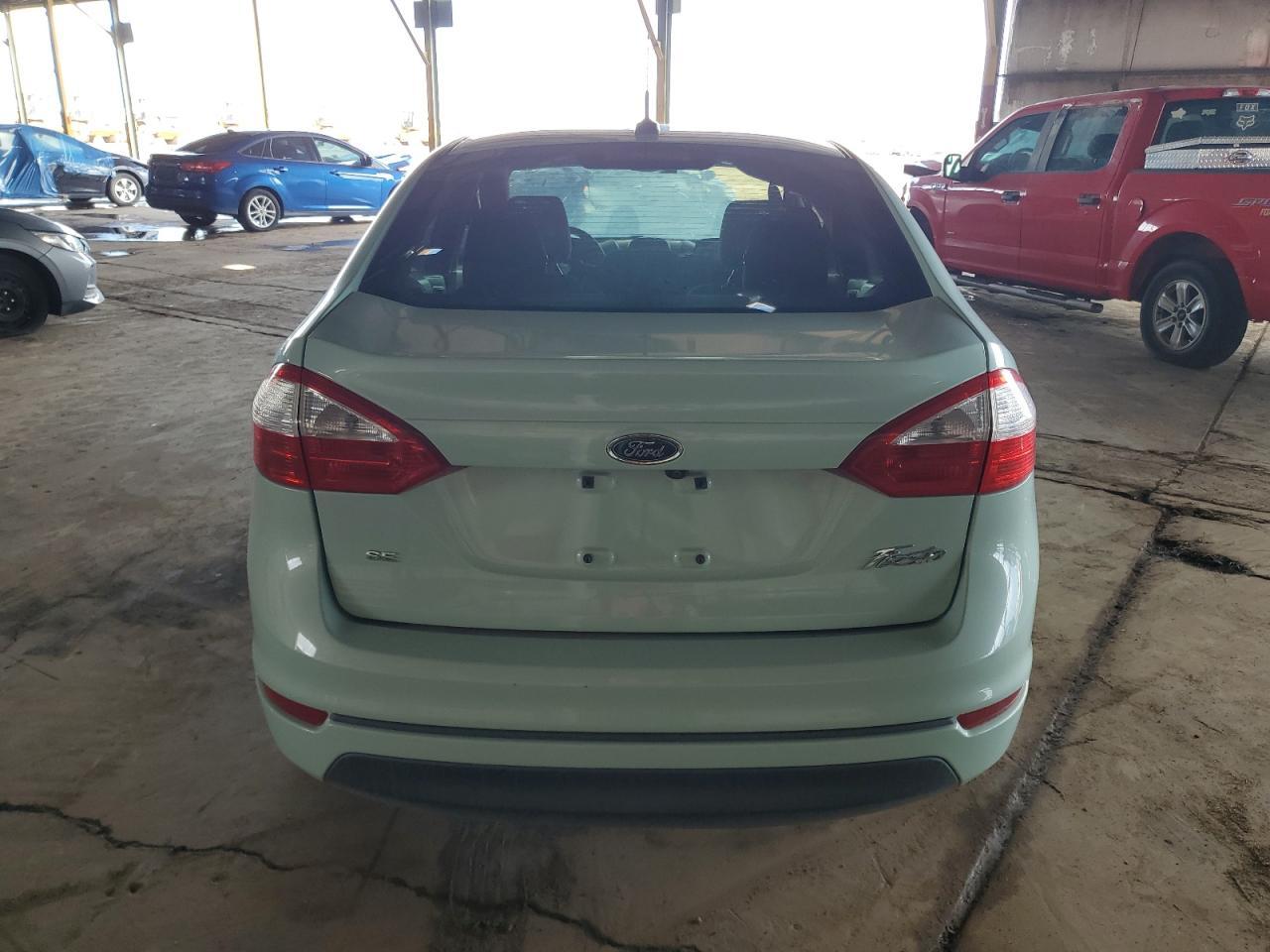 2019 Ford Fiesta Se - Фото 6