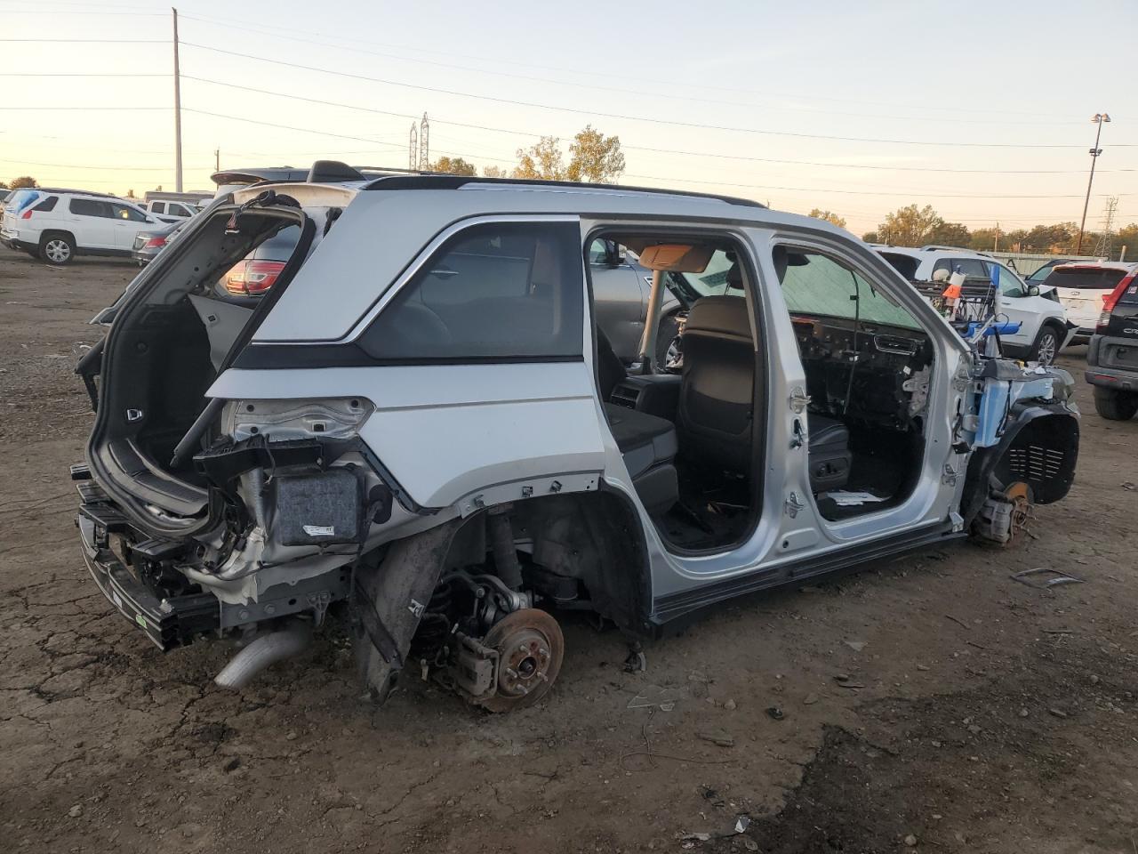 2023 Jeep Grand Cherokee Limited - Фото 3
