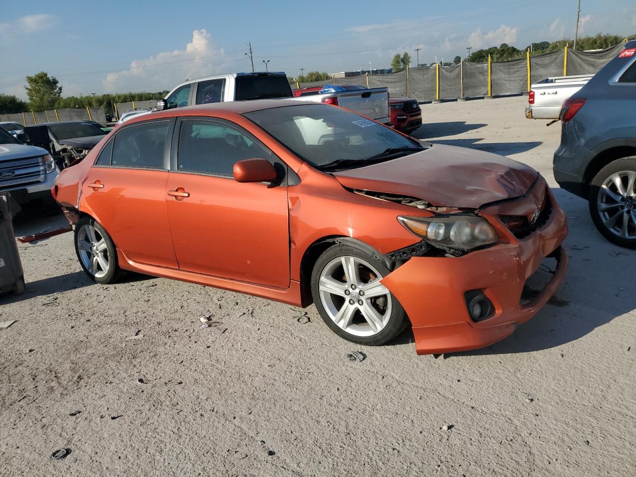 2013 Toyota Corolla S Special Edition - Фото 4