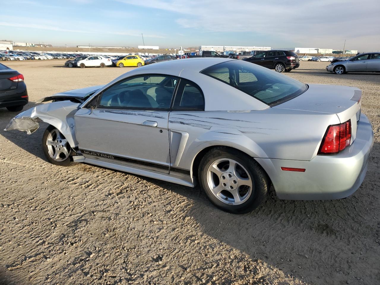 2002 Ford Mustang - Image 2